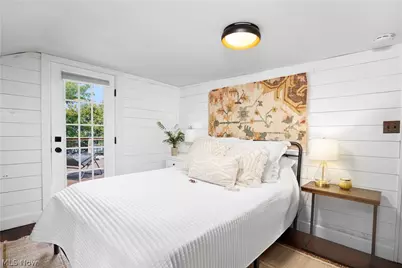 4247 E Lake Road, Sheffield Lake, OH 44054 - Photo 30