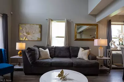 1833 Hobbits Way, Brunswick, OH 44212 - Photo 6