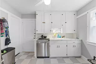 2161 Carabel Ave, Oakwood, OH 44107 - Photo 10