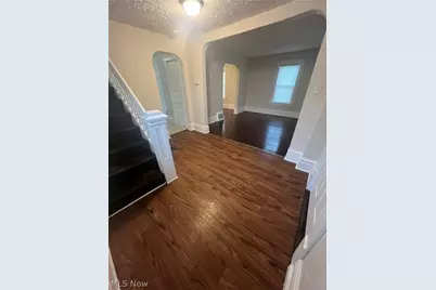 716 Grace Avenue, Akron, OH 44320 - Photo 2