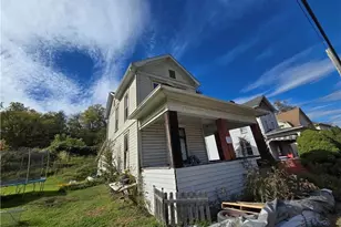 2021 Commercial St, Mingo Junction, OH 43938 - Photo 6