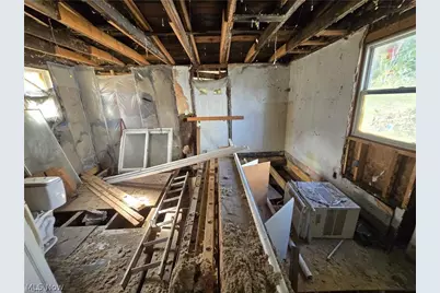 2021 Commercial Street, Mingo Junction, OH 43938 - Photo 4