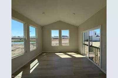 35927 Baldauf Crossing, North Ridgeville, OH 44039 - Photo 10