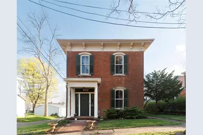 102 E Lamartine Street, Mount Vernon, OH 43050 - Photo 1