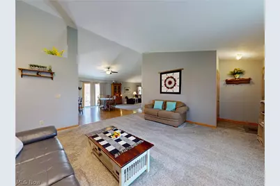 10415 Penniman Drive, Chardon, OH 44024 - Photo 4