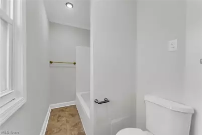 1221 E 168th Street #UP, Loveland, OH 44110 - Photo 18