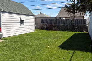 5271 W 49th St, Parma, OH 44134 - Photo 4