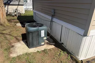 202 W Main St, Conneaut, OH 44030 - Photo 10