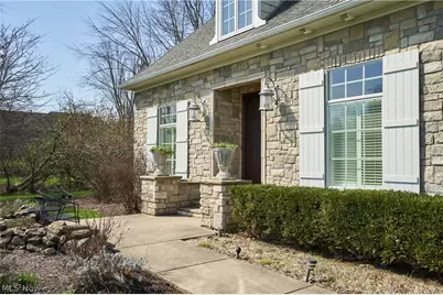 2242 Rock Creek N, Akron, OH 44333 - Photo 6