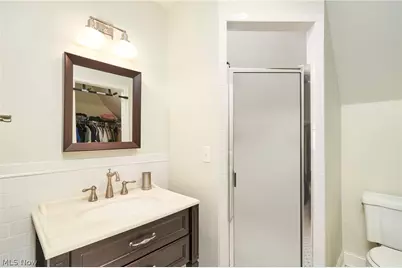 2242 Rock Creek N, Akron, OH 44333 - Photo 30