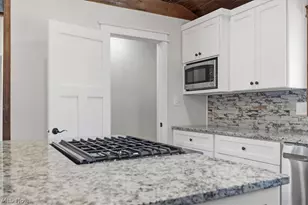 801 Westview Dr, Belpre, OH 45714 - Photo 18