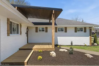 801 Westview Drive, Belpre, OH 45714 - Photo 6