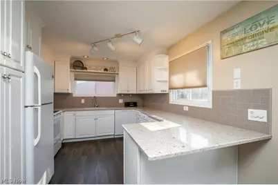 1006 Marquardt Avenue NW, North Canton, OH 44720 - Photo 6