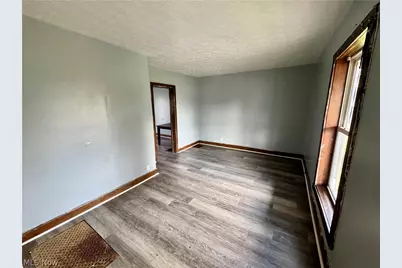 1217 Shriver Avenue NE, Canton, OH 44705 - Photo 22