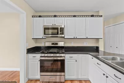 94 Bowhall Road, Painesville Twp, OH 44077 - Photo 12