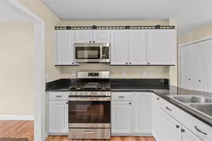 94 Bowhall Rd, Painesville Twp, OH 44077 - Photo 12