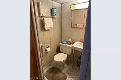 5857 W 54th Street, Parma, OH 44129 - Photo 16