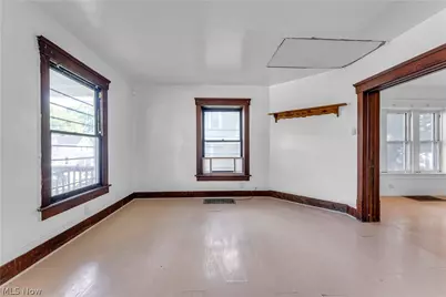518 Sumner Street, Akron, OH 44304 - Photo 8