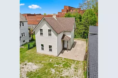 255 Cross Street, Akron, OH 44311 - Photo 1
