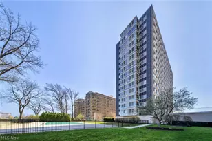 12520 Edgewater Dr, Oakwood, OH 44107 - Photo 38