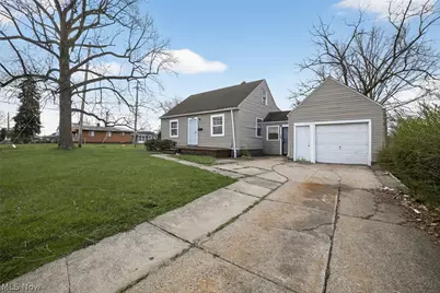 17208 Lipton Avenue, Loveland, OH 44128 - Photo 22