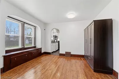 829 Indian Trail, Akron, OH 44314 - Photo 6