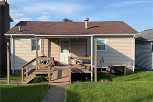 442 W 44th St, Shadyside, OH 43947 - Photo 8