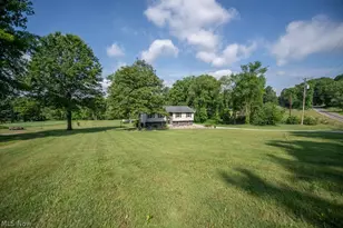 8334 Bailey Rd NE, Mineral City, OH 44656 - Photo 2