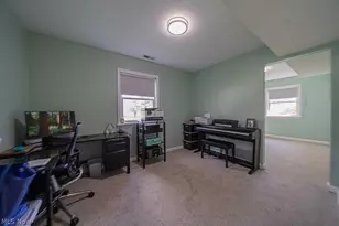 10396 Dewhurst Rd, Elyria, OH 44035 - Photo 18