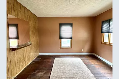 1011 Adams Street, Coshocton, OH 43812 - Photo 6