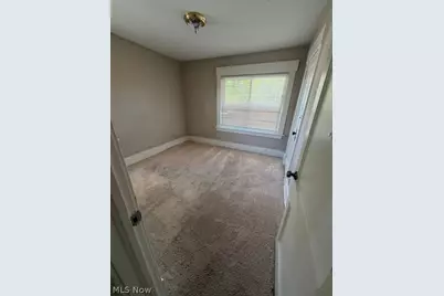 3534 Fairmount Boulevard NE, Canton, OH 44705 - Photo 14