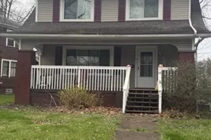 3534 Fairmount Blvd NE, Canton, OH 44705 - Photo 1