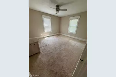 3534 Fairmount Boulevard NE, Canton, OH 44705 - Photo 12