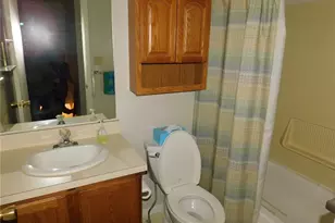 8027 Independence Dr, Mentor, OH 44060 - Photo 8