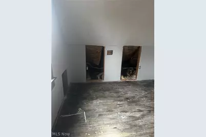 11709 Lenacrave Avenue, Loveland, OH 44105 - Photo 8