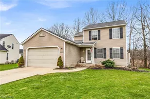 6252 W Breezeway Dr, North Ridgeville, OH 44039 - Photo 2