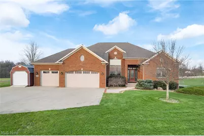 10366 Immel Street NE, Canton, OH 44721 - Photo 2