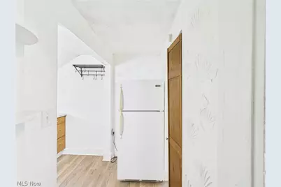 665 Kling Street, Akron, OH 44311 - Photo 6