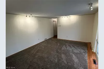 1800 Amarillo Street NW, North Canton, OH 44720 - Photo 18