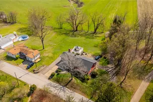 71805 Sharon Rd, Bridgeport, OH 43912 - Photo 8