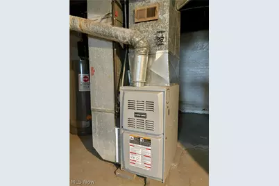 9229 Rosalind Avenue, Loveland, OH 44106 - Photo 16