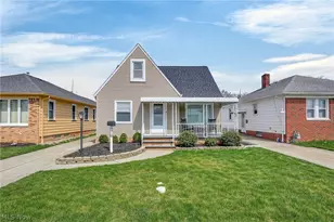 8318 Lanyard Dr, Parma, OH 44129 - Photo 2