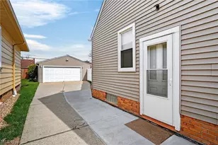 8318 Lanyard Dr, Parma, OH 44129 - Photo 34