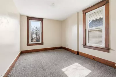 488 Alexander Street, Akron, OH 44306 - Photo 14