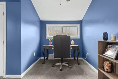 318 Pioneer Street, Akron, OH 44305 - Photo 30