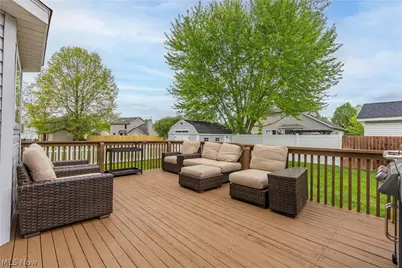 577 Colchester Court, Akron, OH 44319 - Photo 32