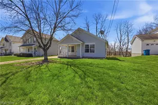 127 Blackburn St, Campbell, OH 44405 - Photo 28