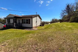 2392 Cherry Hill Rd, Wheeling, WV 26003 - Photo 36