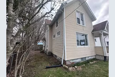 284 Clay, Conneaut, OH 44030 - Photo 4