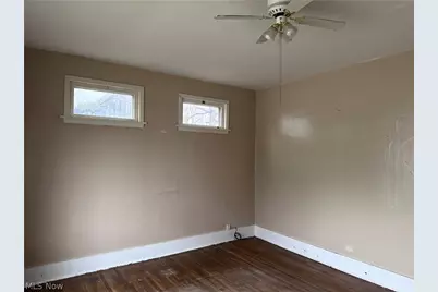 284 Clay, Conneaut, OH 44030 - Photo 6